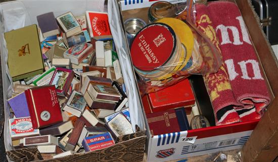 Smoking ephemera & lighters